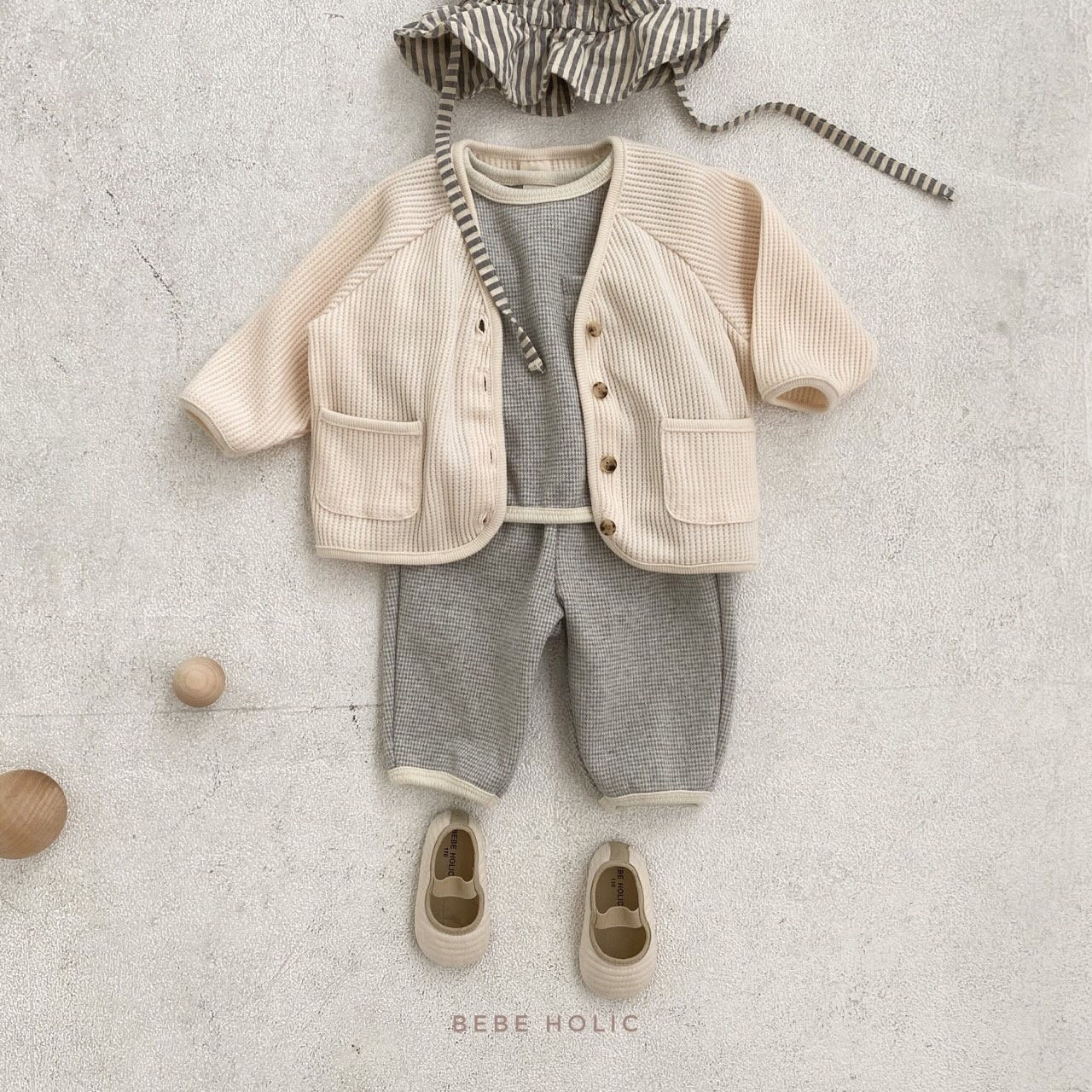 BEBE HOLIC - Korean Children Fashion - #Kfashion4kids - Mono Vest Slacks Set - 6