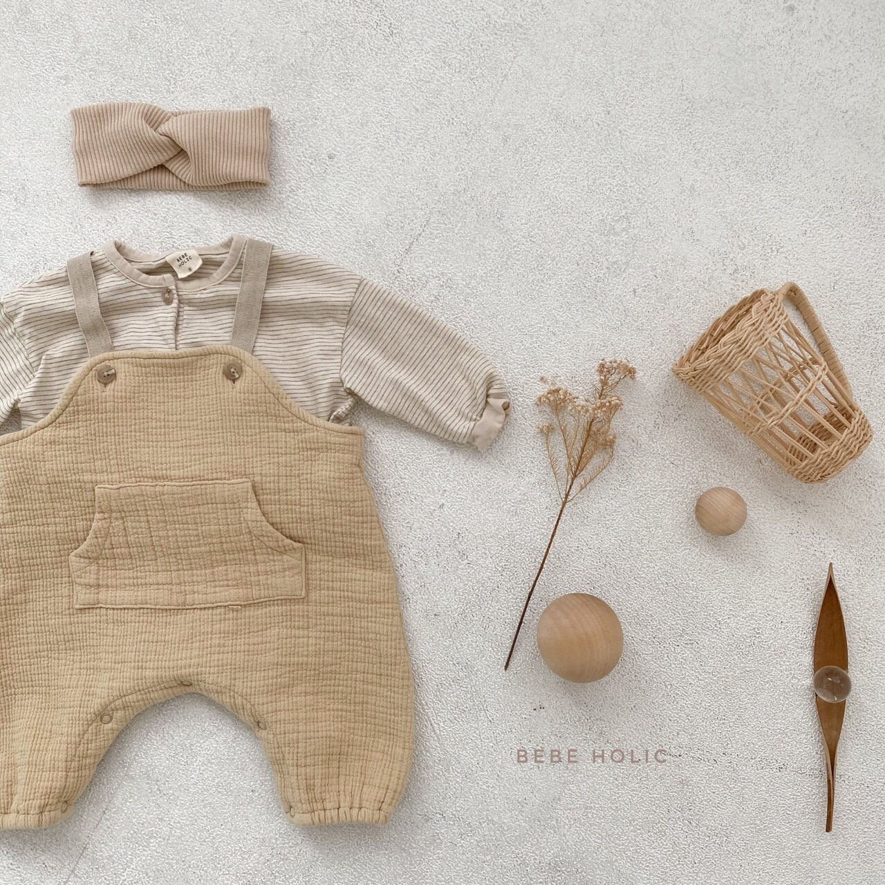 BEBE HOLIC - Korean Children Fashion - #Kfashion4kids - Lidia Suspender Suit - 6