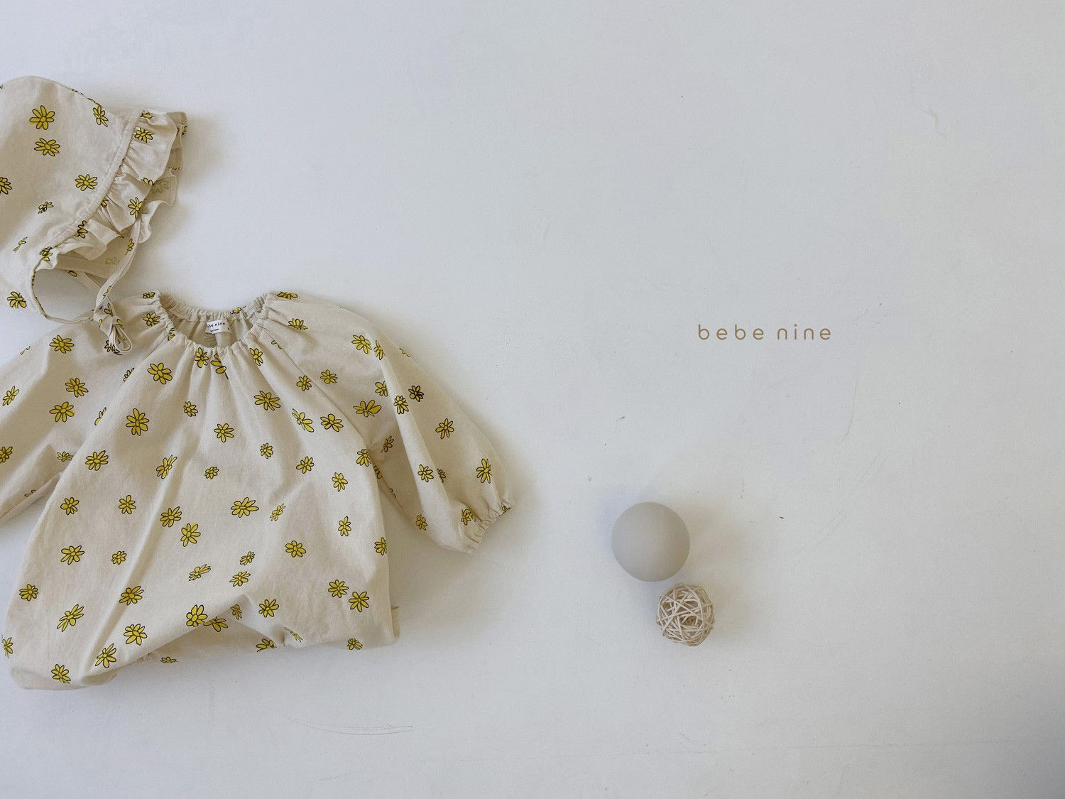 BEBE NINE - Korean Children Fashion - #Kfashion4kids - Flower Bodysuit with Bonnet - 2