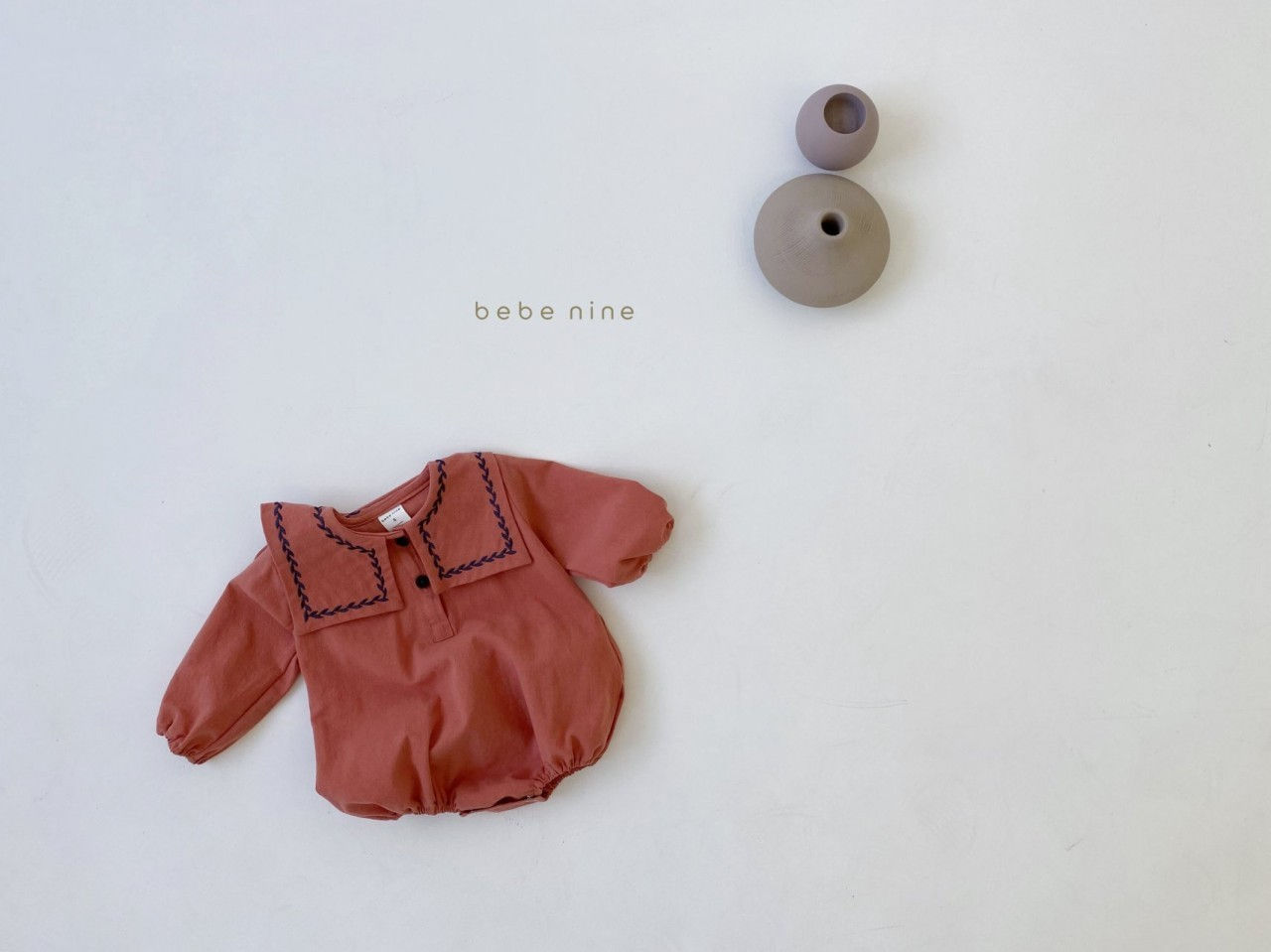 Elly Embroidery Bodysuit Kkami