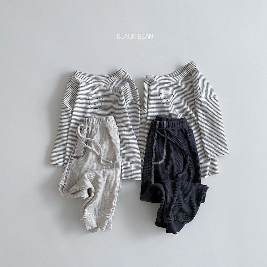 BLACK BEAN - Korean Children Fashion - #Kfashion4kids - Waffle Top Bottom Set