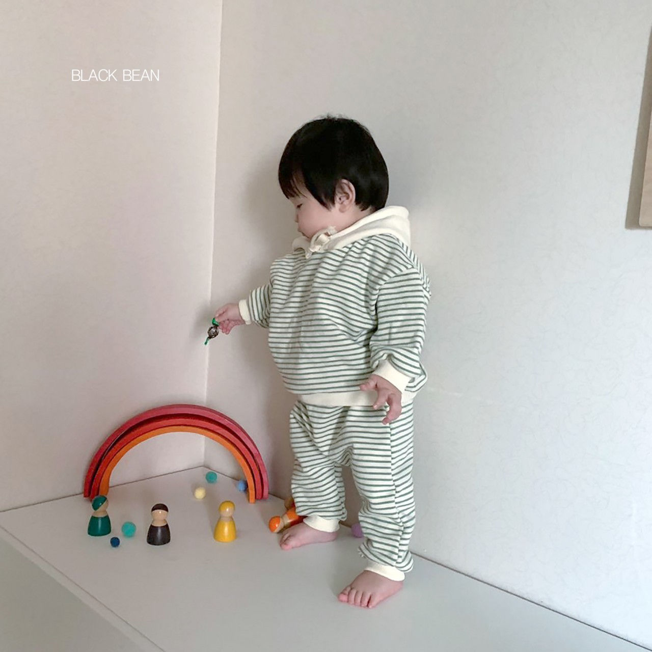 BLACK BEAN - Korean Children Fashion - #Kfashion4kids - Bebe Crayon Top Bottom Set - 7