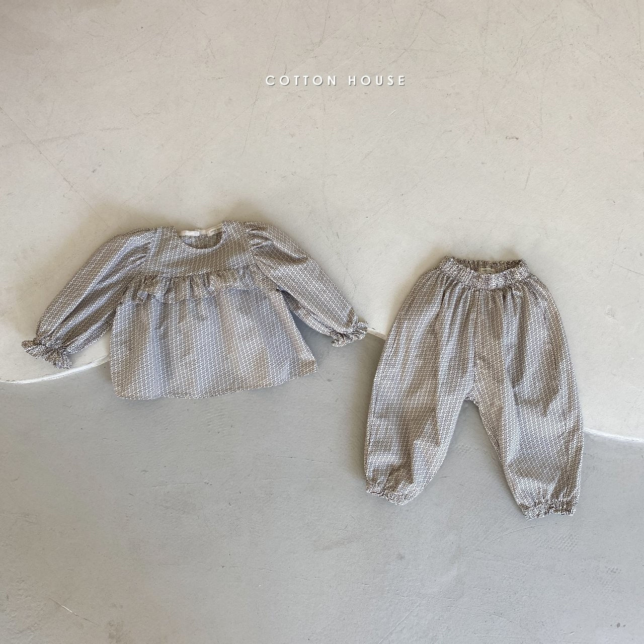 COTTON HOUSE - Korean Children Fashion - #Kfashion4kids - Fril Top Bottom Set