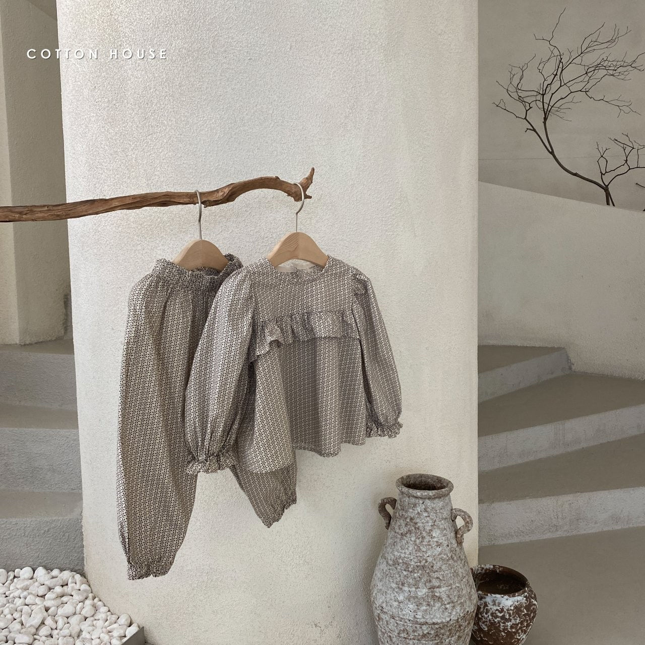 COTTON HOUSE - Korean Children Fashion - #Kfashion4kids - Fril Top Bottom Set - 5