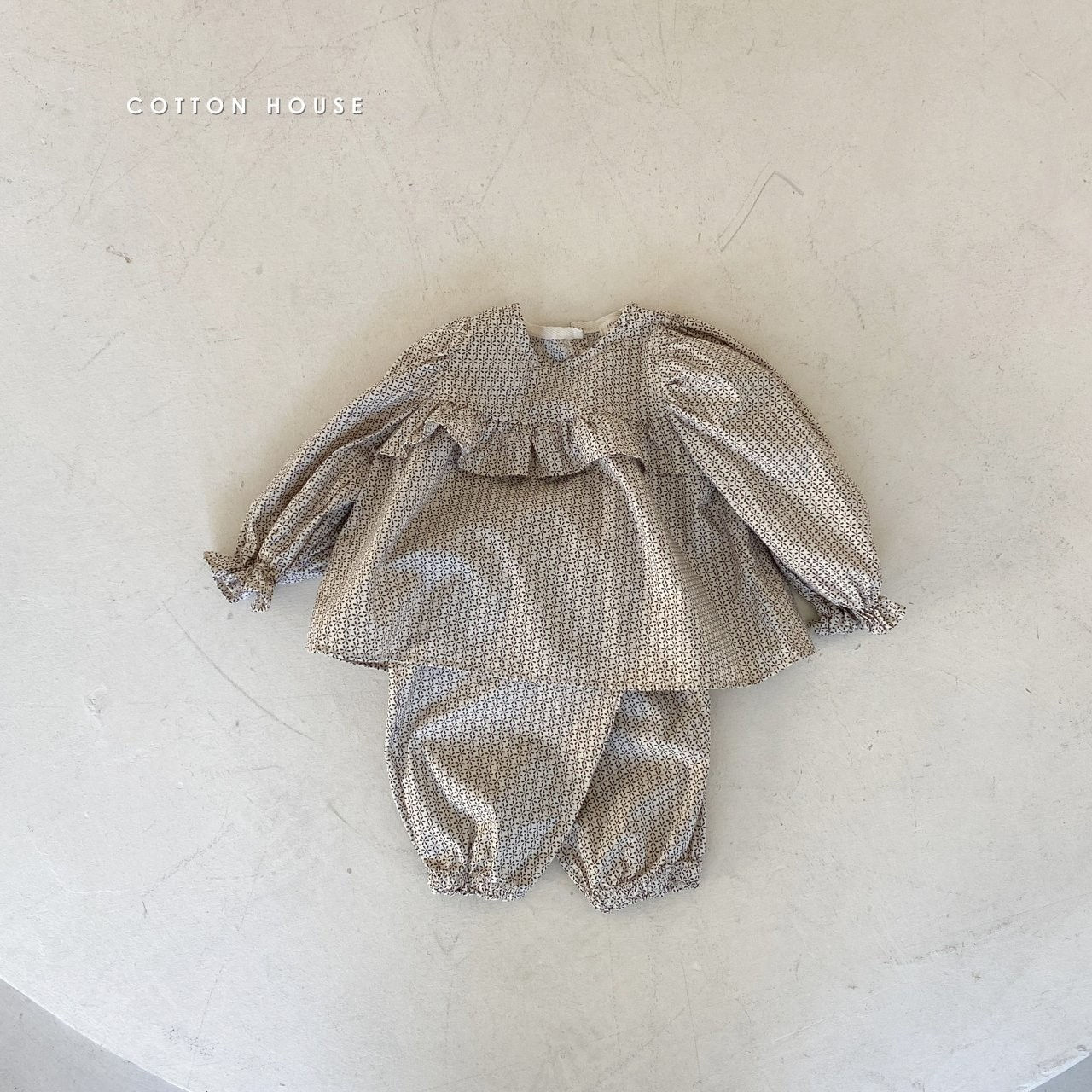COTTON HOUSE - Korean Children Fashion - #Kfashion4kids - Fril Top Bottom Set - 7