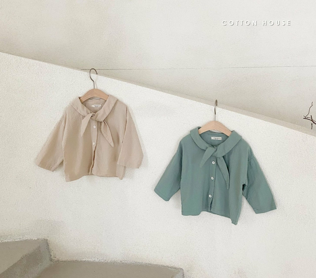COTTON HOUSE - Korean Children Fashion - #Kfashion4kids - Ribbon Collar Blouse
