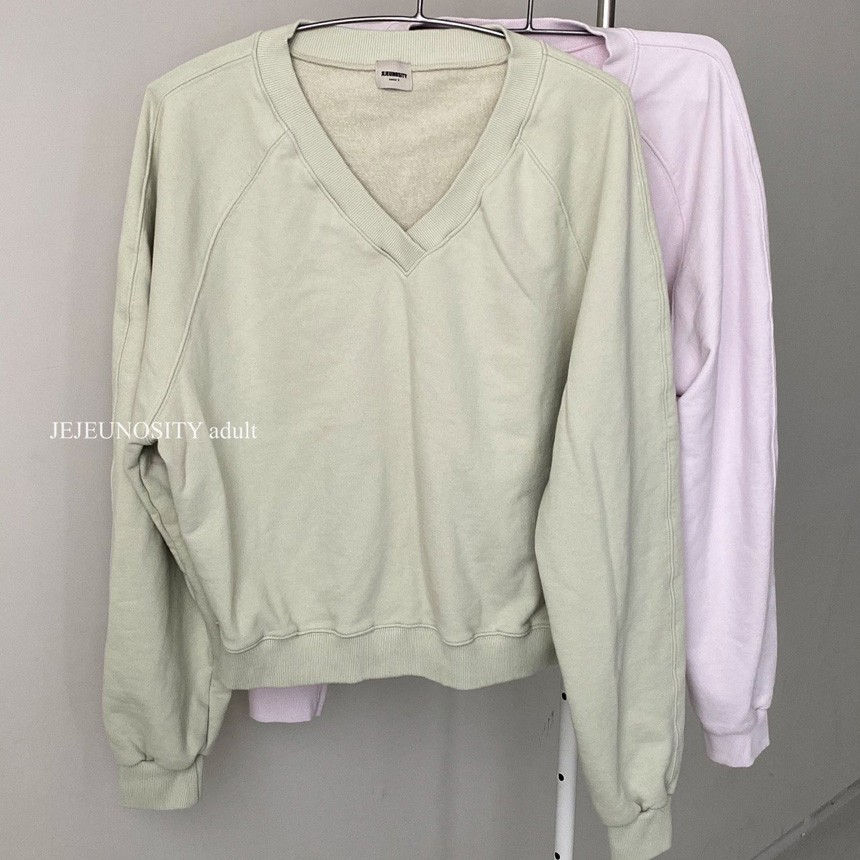 JEJEUNOSITY - Korean Children Fashion - #Kfashion4kids - Adult V Four Sweatshirt