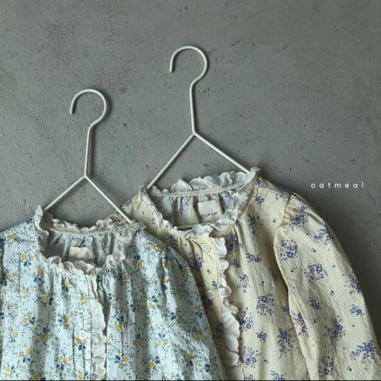 OATMEAL - Korean Children Fashion - #Kfashion4kids - Fine Flower Blouse