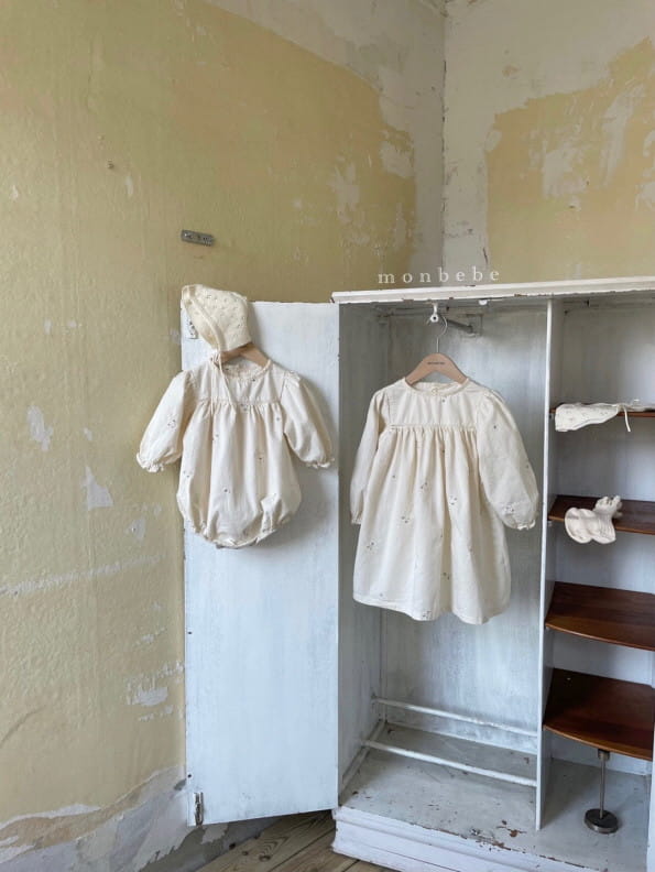 MONBEBE - Korean Children Fashion - #Kfashion4kids - Embroidery Rococo Bodysuit