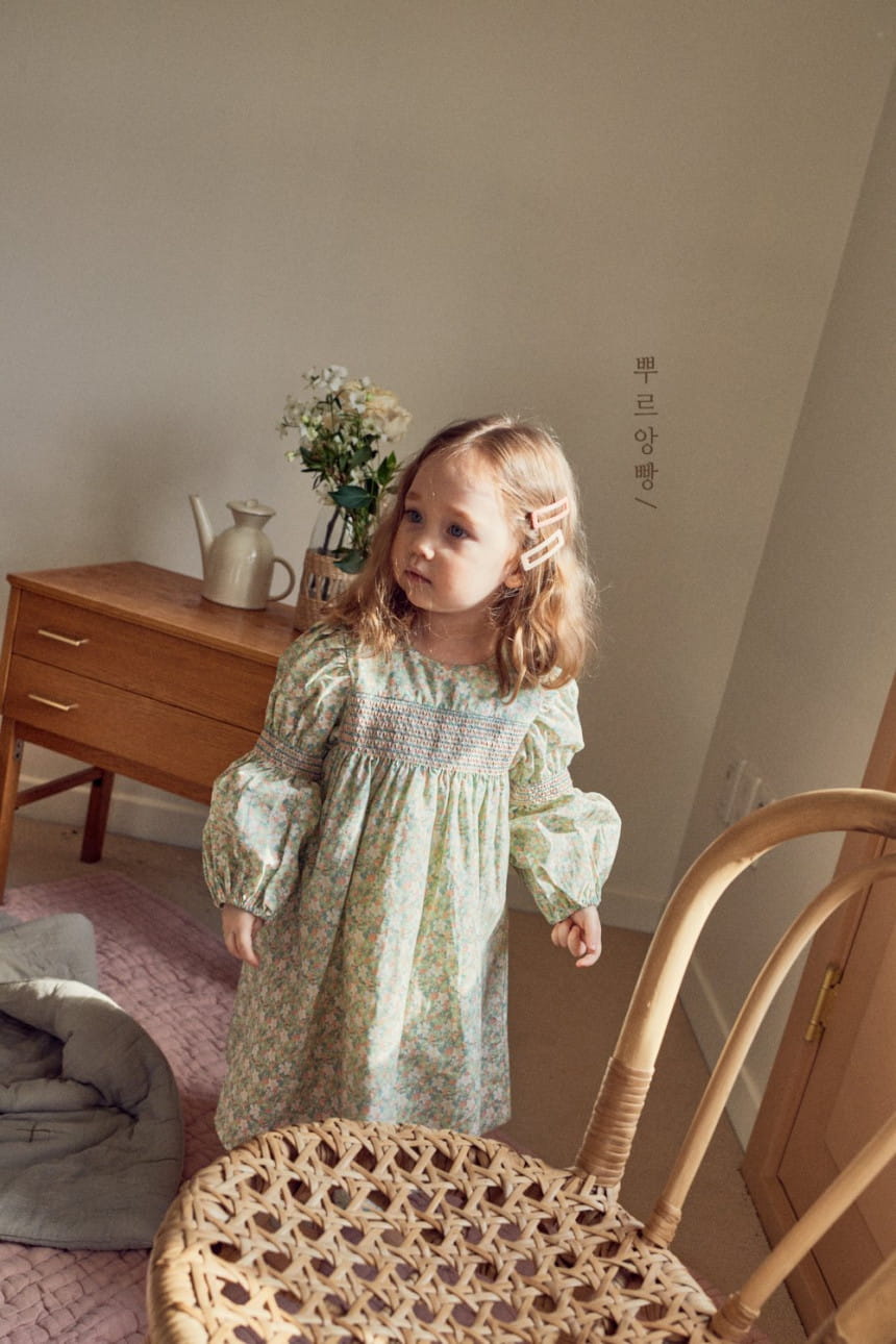 POURENFANT - Korean Children Fashion - #Kfashion4kids - Shirley Smocked One-piece - 3