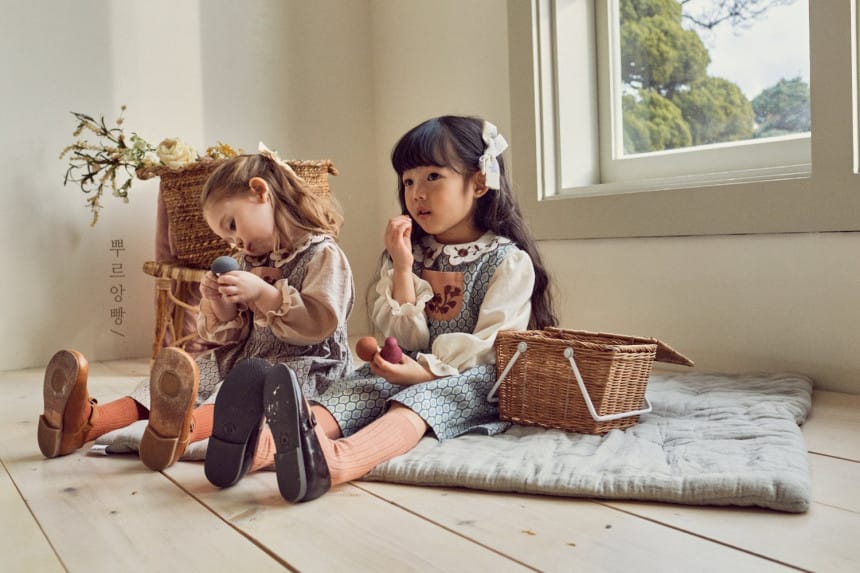 POURENFANT - Korean Children Fashion - #Kfashion4kids - Agnes Embroidery Blouse - 4