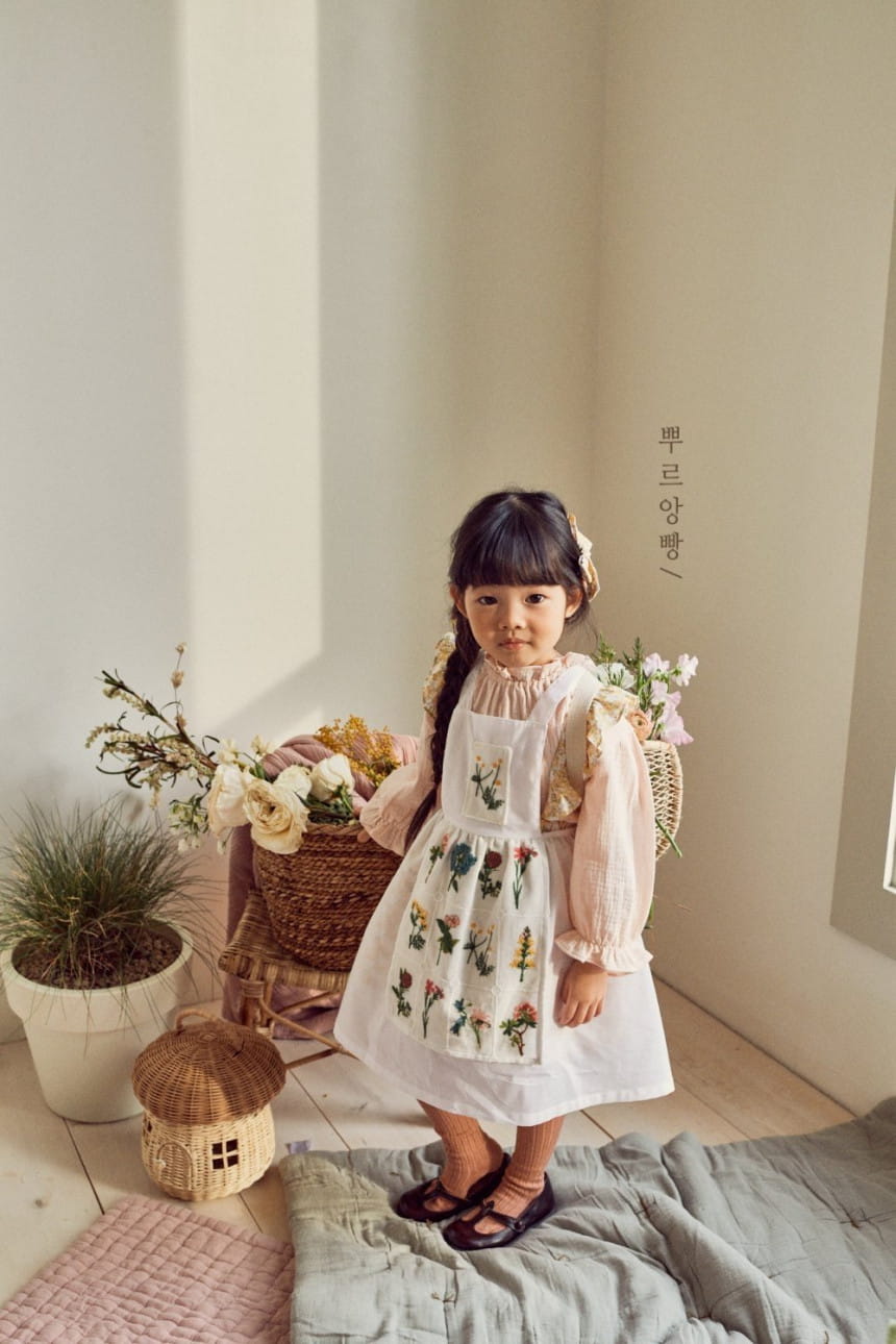 POURENFANT - Korean Children Fashion - #Kfashion4kids - Abllin Embroidery Apron  - 2