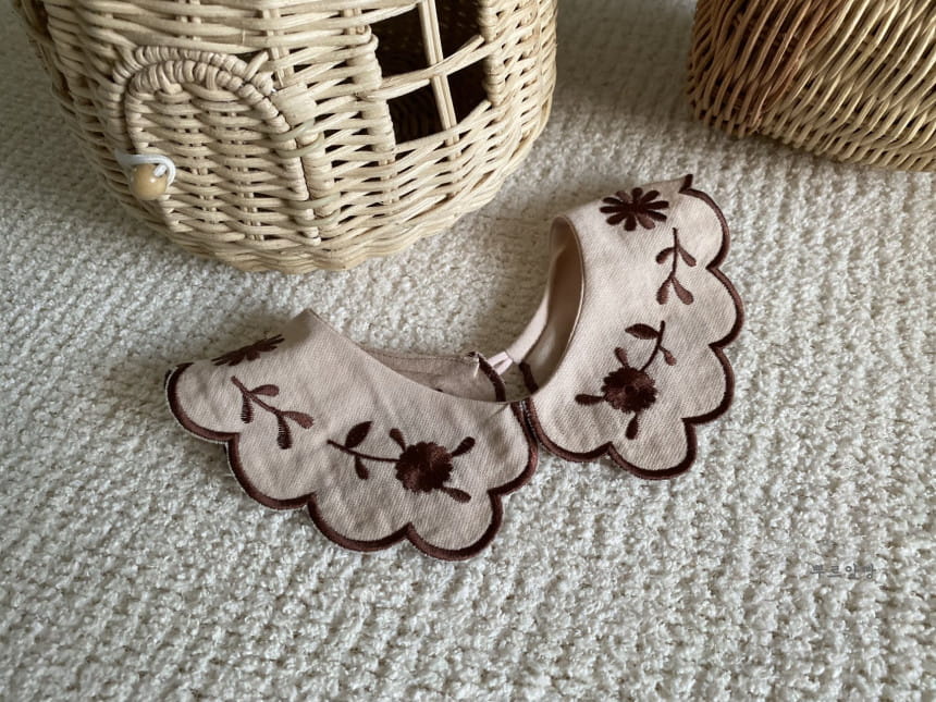 POURENFANT - Korean Children Fashion - #Kfashion4kids - Amelie Embroidery Collar - 9