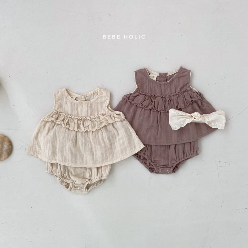 BEBE HOLIC - Korean Children Fashion - #Kfashion4kids - Soho Top Bottom Set