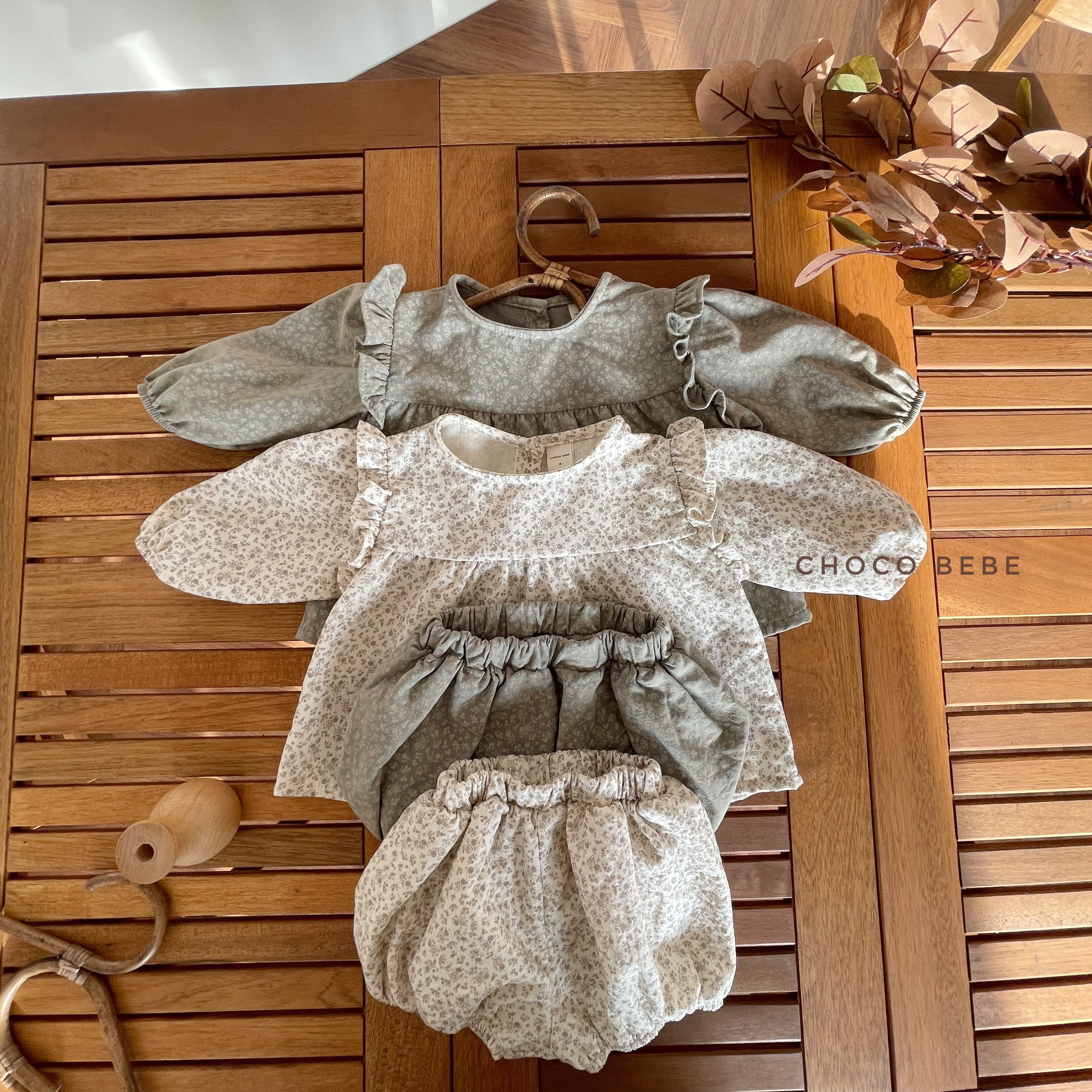 CHOCO BEBE - Korean Children Fashion - #Kfashion4kids - Frill Blouse Top Bottom Set - 3