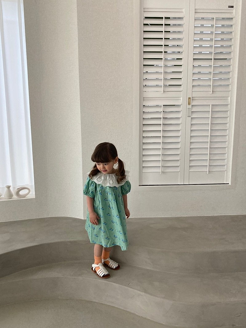 GREEN TOMATO - Korean Children Fashion - #Kfashion4kids - Lace Flower One-piece