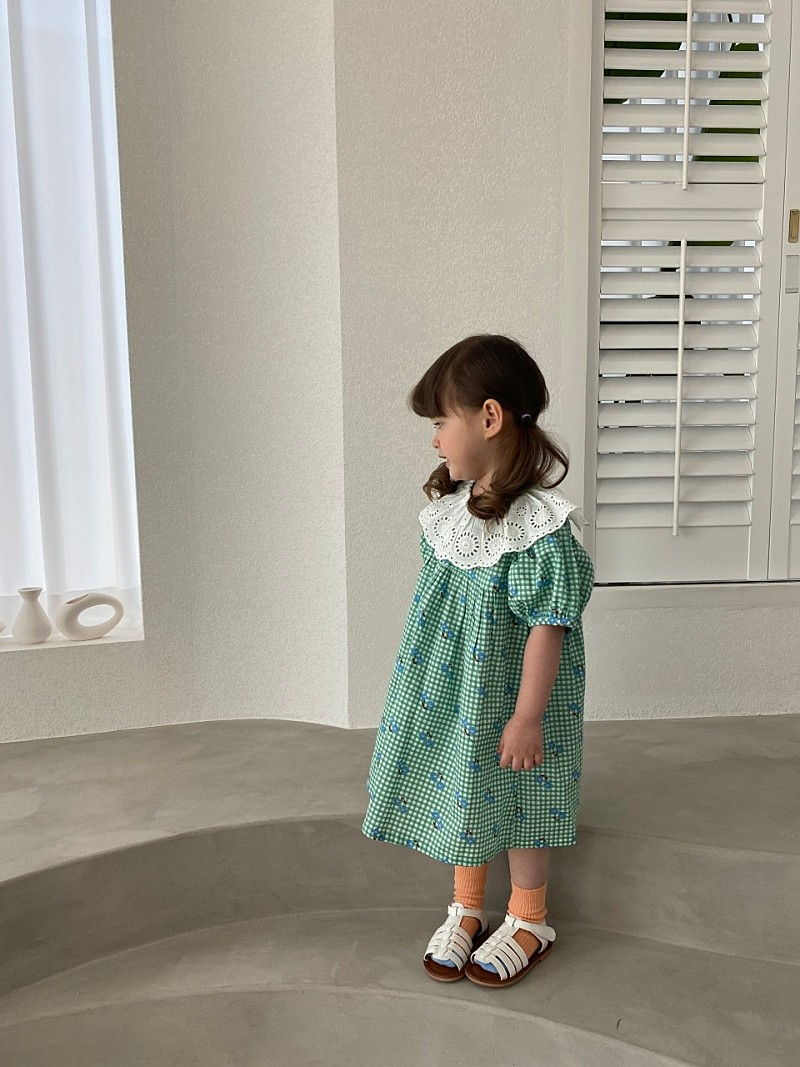 GREEN TOMATO - Korean Children Fashion - #Kfashion4kids - Lace Flower One-piece - 2