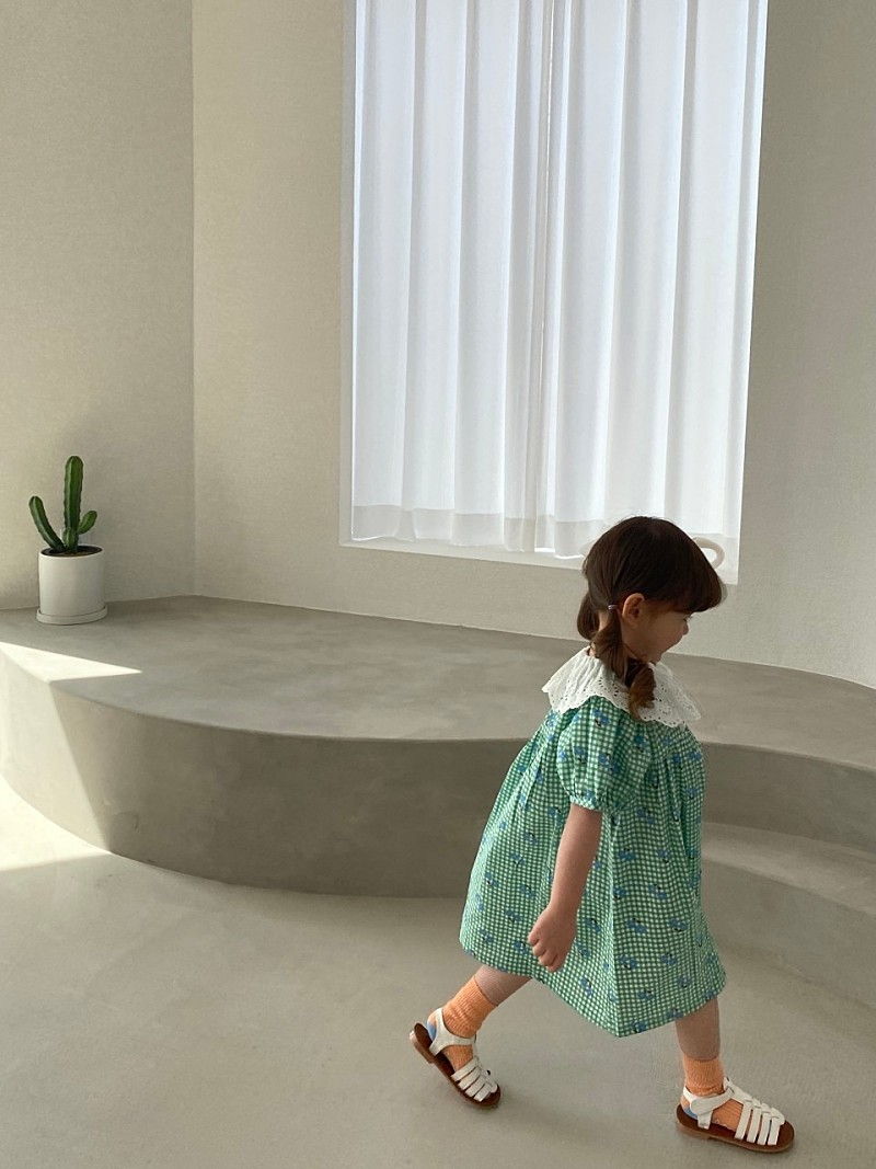 GREEN TOMATO - Korean Children Fashion - #Kfashion4kids - Lace Flower One-piece - 6