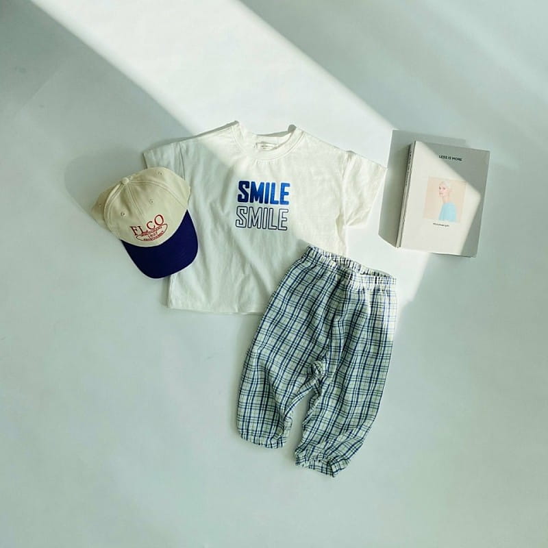 JER MAINE - Korean Children Fashion - #Kfashion4kids - Smile Check Top Bottom Set - 3