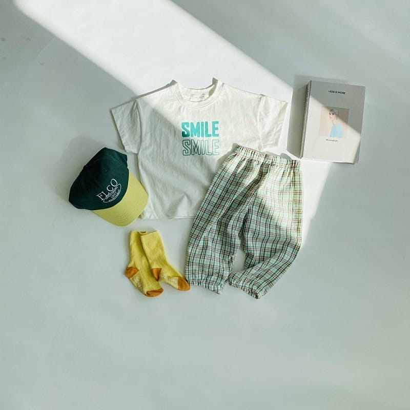 JER MAINE - Korean Children Fashion - #Kfashion4kids - Smile Check Top Bottom Set - 6