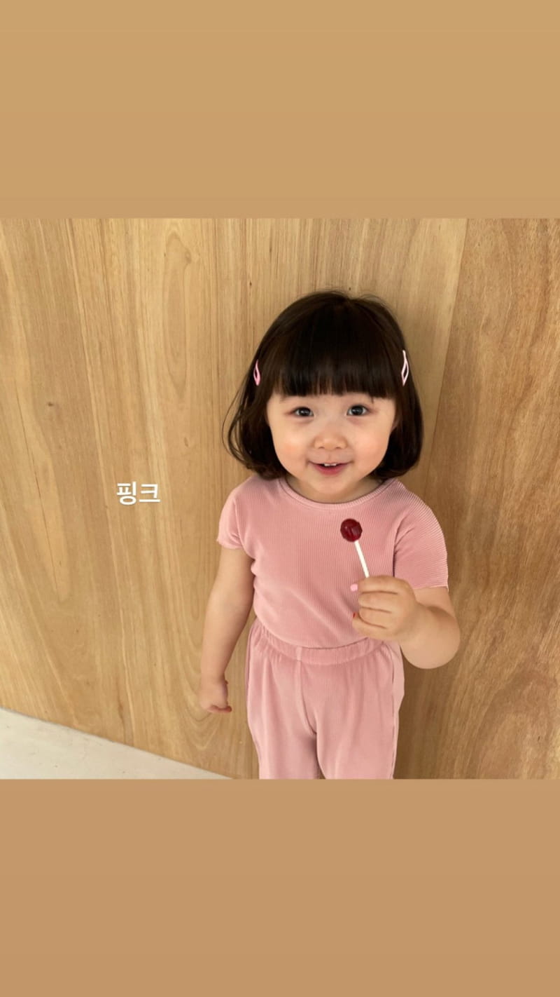 ONLY.U - Korean Children Fashion - #Kfashion4kids - Pleats Top Bottom Set - 4