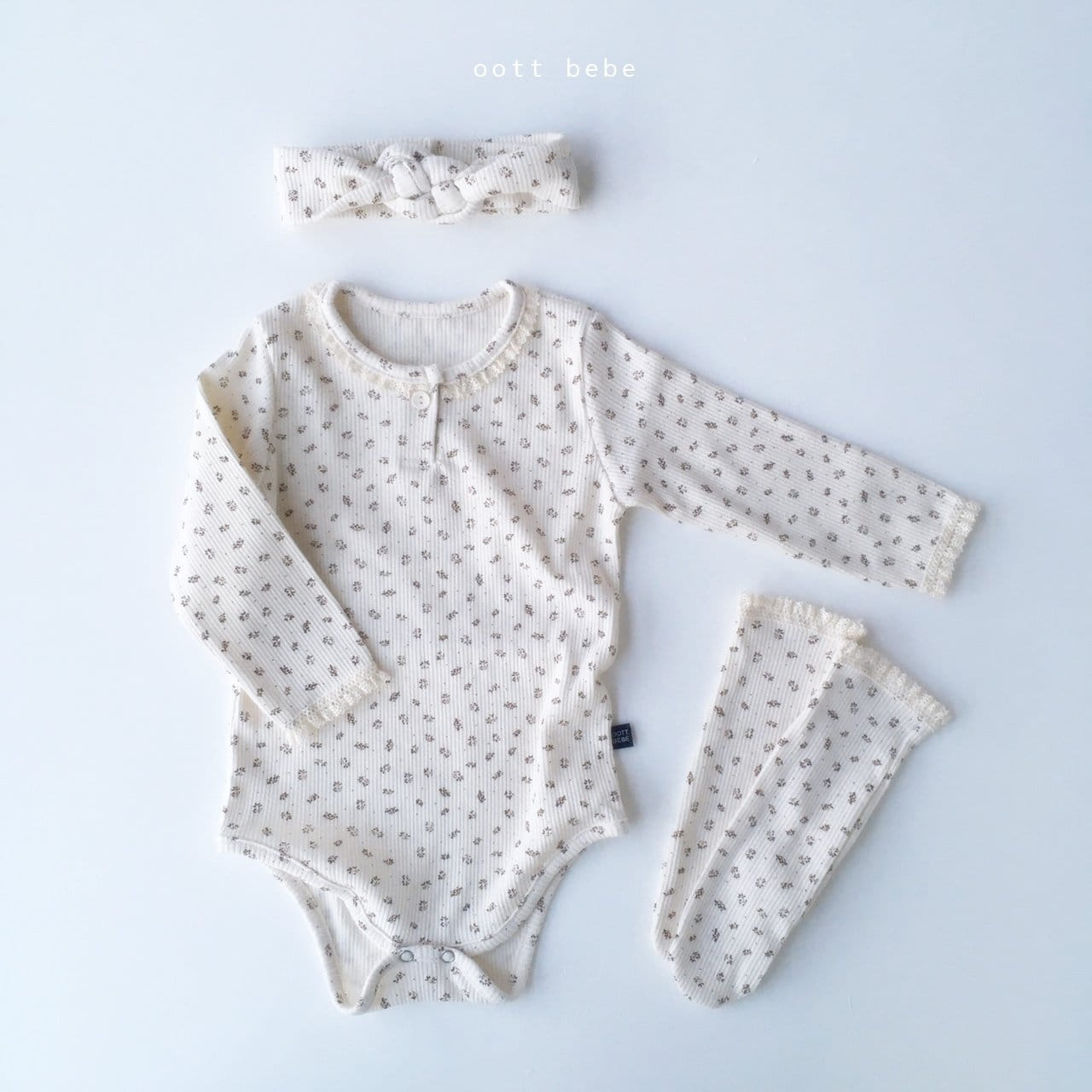 OOTT BEBE - Korean Children Fashion - #Kfashion4kids - Pretty Bodysuit Hairband Socks Set - 2