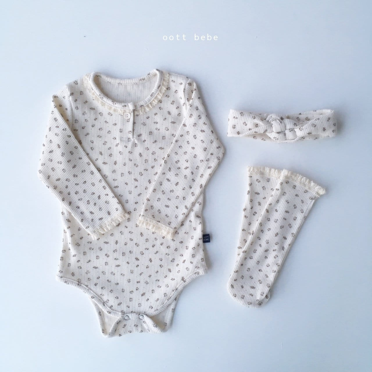 OOTT BEBE - Korean Children Fashion - #Kfashion4kids - Pretty Bodysuit Hairband Socks Set - 6