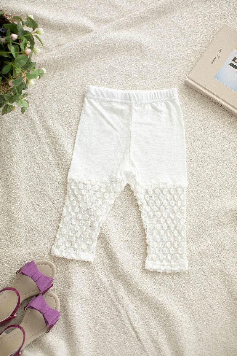 PUDDING - Korean Children Fashion - #Kfashion4kids - Half Dots Lace Leggings