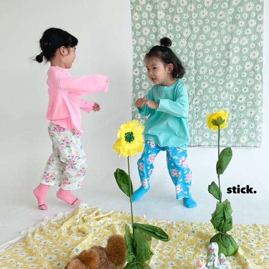STICK - Korean Children Fashion - #Kfashion4kids - Gently Tee