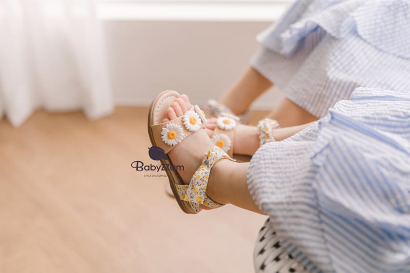 BABYZZAM - Korean Children Fashion - #Kfashion4kids - Daisy Sandals - 6