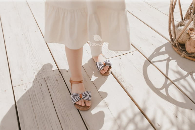 BABYZZAM - Korean Children Fashion - #Kfashion4kids - Girlish Sandals - 9