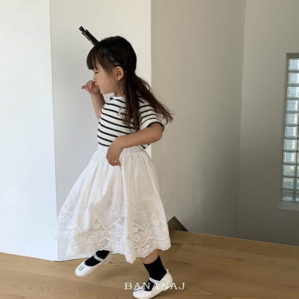 BANANA J - Korean Children Fashion - #Kfashion4kids - Embroidery Stripes Tee - 5