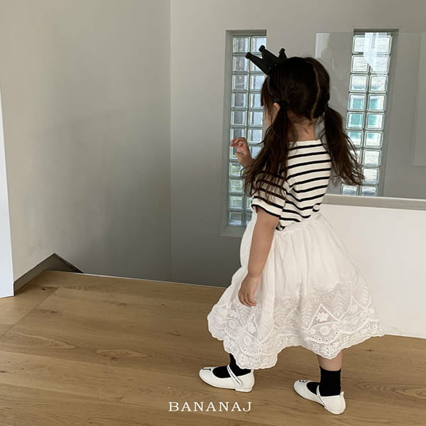 BANANA J - Korean Children Fashion - #Kfashion4kids - Embroidery Stripes Tee - 6