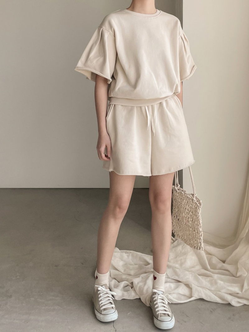 BARI - Korean Women Fashion - #Kfashion - Tulip Juri Top Short Set