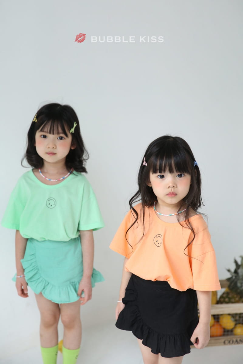 BUBBLE KISS - Korean Children Fashion - #Kfashion4kids - Smile Unbalance Tee