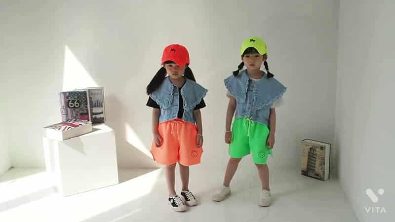 BUBBLE KISS - Korean Children Fashion - #Kfashion4kids - Frill Denim Vest