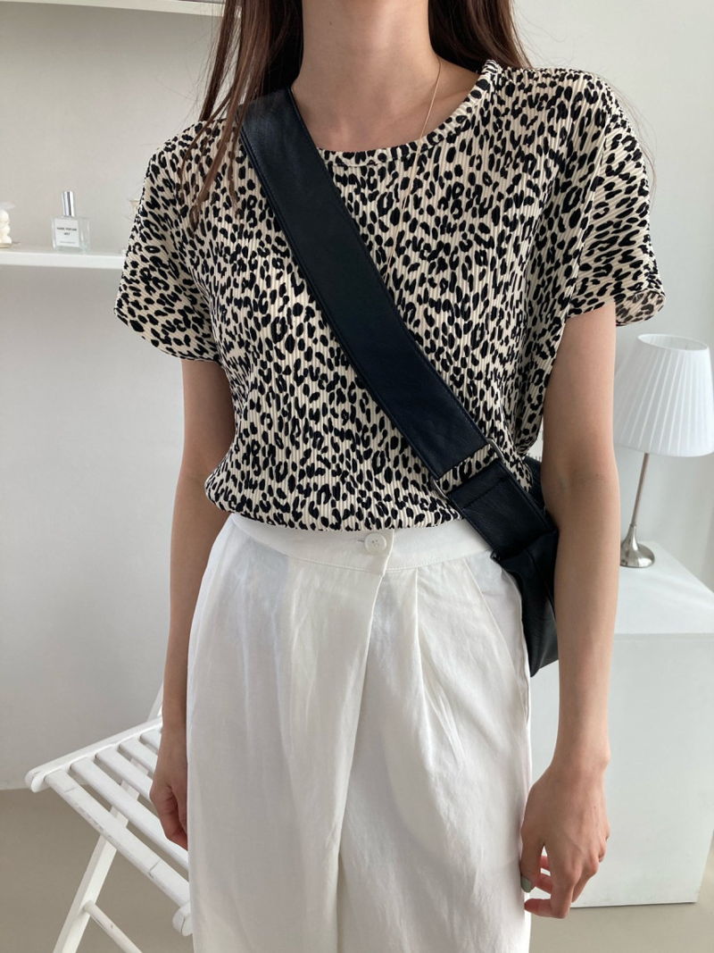 COCO J - Korean Women Fashion - #Kfashion - Leopard Cap Tee - 5