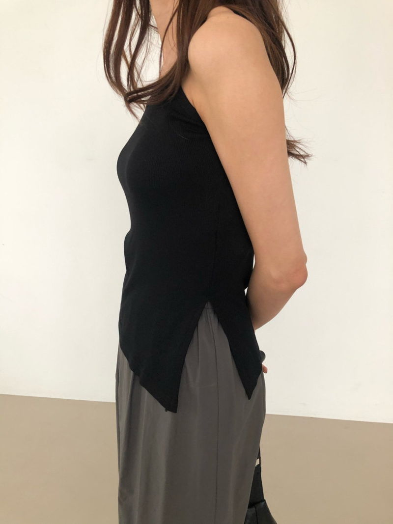 COCO J - Korean Women Fashion - #Kfashion - Unbalance Slit Sleeveless Top - 5