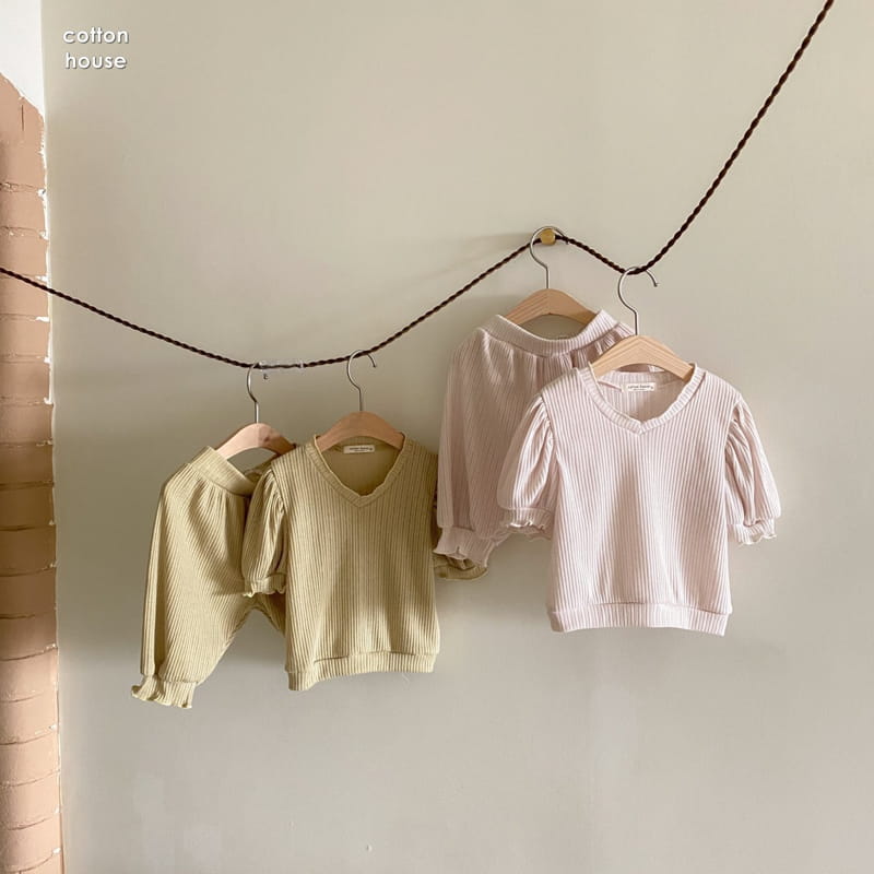COTTON HOUSE - Korean Children Fashion - #Kfashion4kids - Rip Capri Top Bottom Set - 6