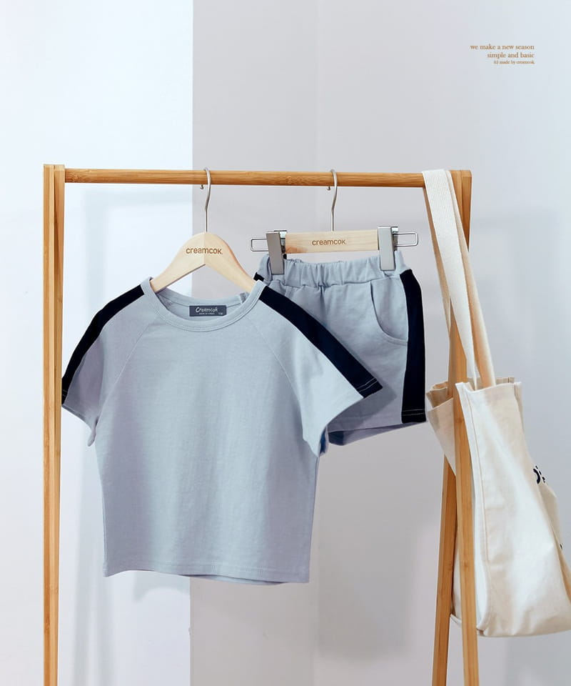 CREAMCOK - Korean Children Fashion - #Kfashion4kids - Attractive Line Top Bottom Set - 10