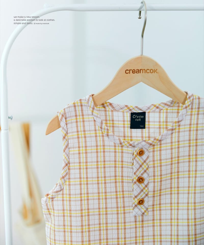 CREAMCOK - Korean Children Fashion - #Kfashion4kids - Refrigerator Check Sleeveless Top Bottom Set - 11