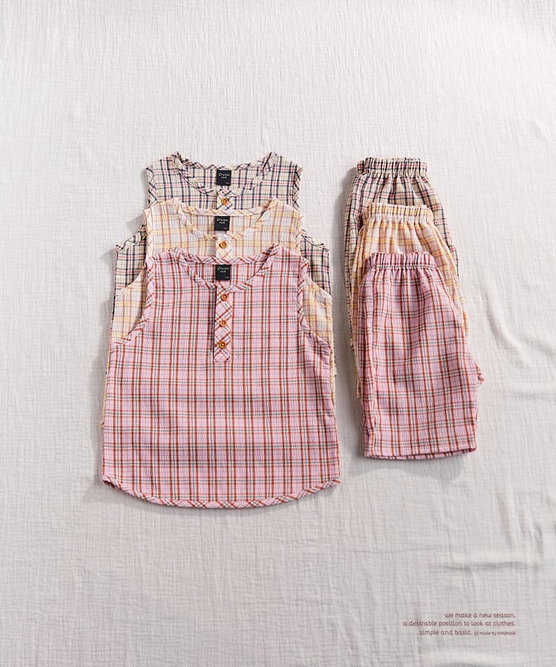 CREAMCOK - Korean Children Fashion - #Kfashion4kids - Refrigerator Check Sleeveless Top Bottom Set - 6