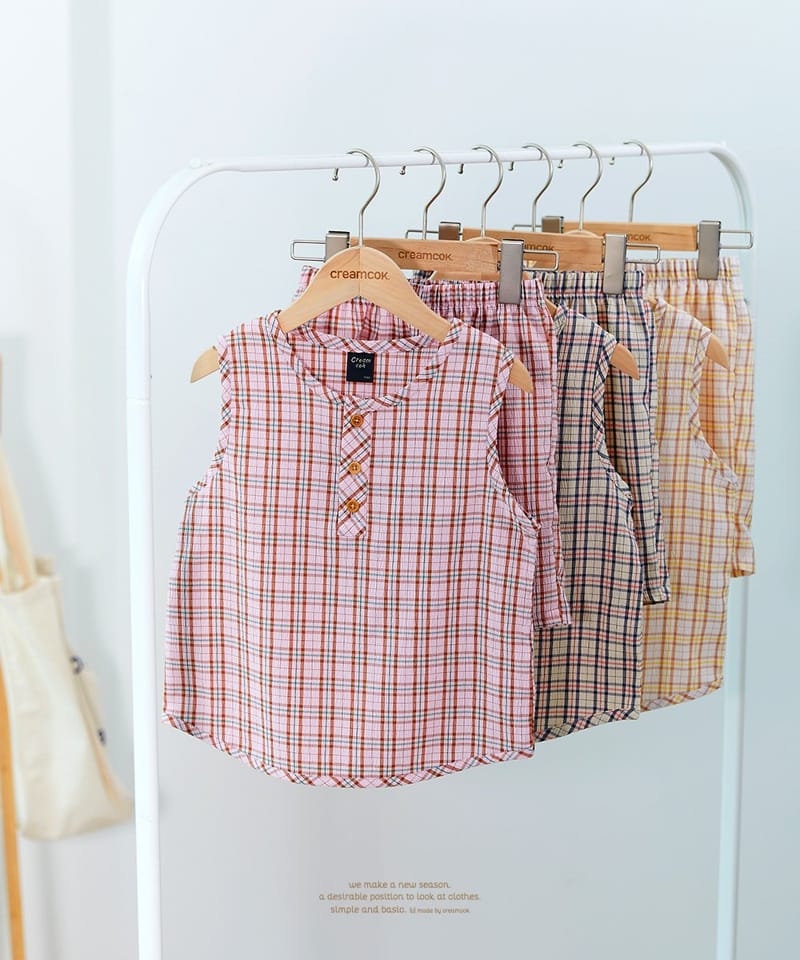 CREAMCOK - Korean Children Fashion - #Kfashion4kids - Refrigerator Check Sleeveless Top Bottom Set - 9