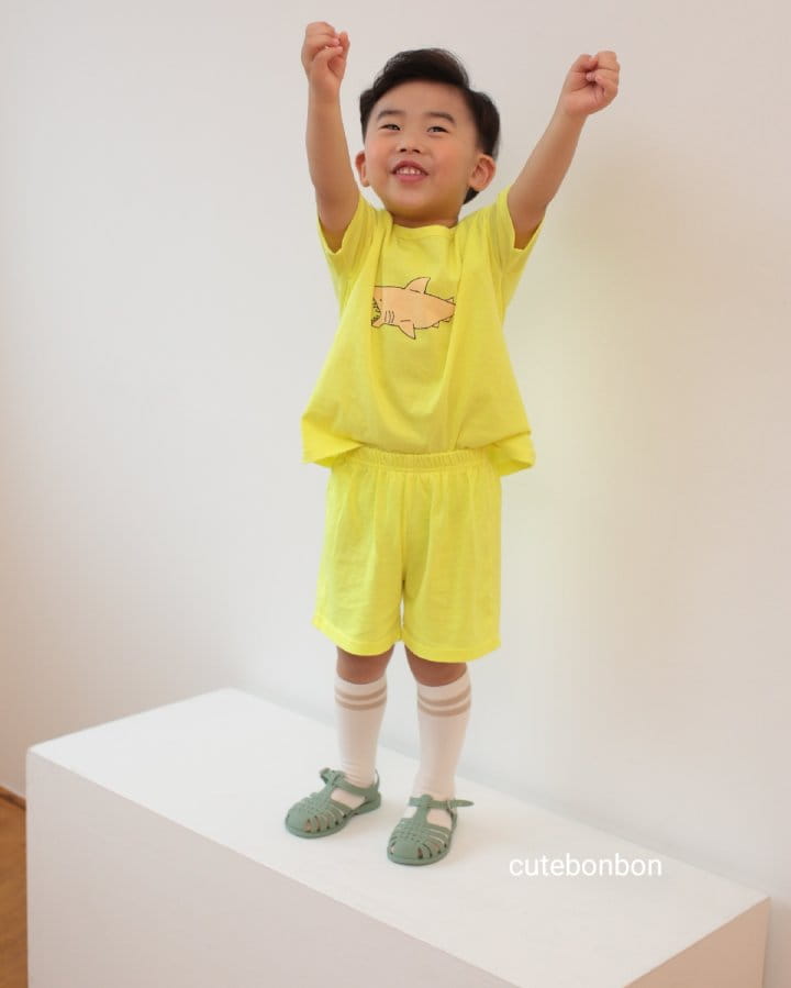 CUTEBONBON - Korean Children Fashion - #Kfashion4kids - Shark Neon Top Bottm Set - 10