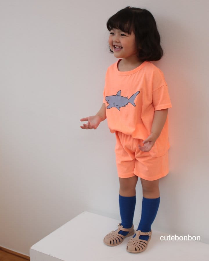 CUTEBONBON - Korean Children Fashion - #Kfashion4kids - Shark Neon Top Bottm Set - 2