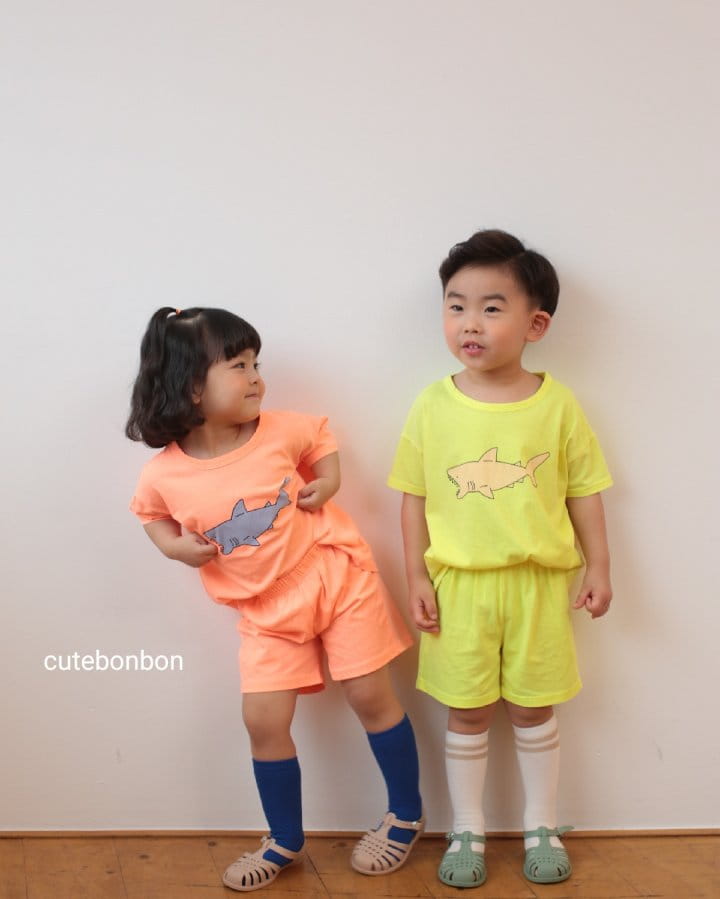 CUTEBONBON - Korean Children Fashion - #Kfashion4kids - Shark Neon Top Bottm Set - 6