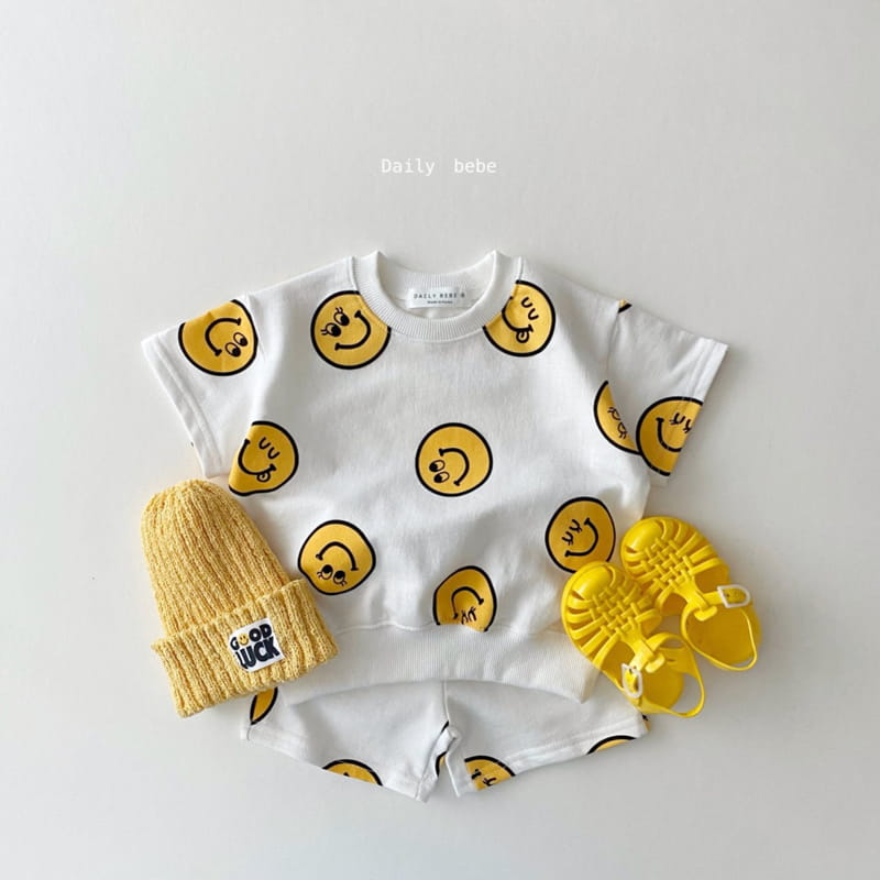 DAILY BEBE - Korean Children Fashion - #Kfashion4kids - Smile Top Bottom Set - 4