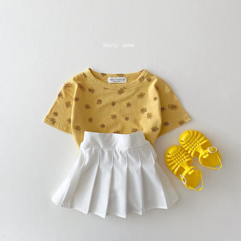 DAILY BEBE - Korean Children Fashion - #Kfashion4kids - Small Flower Tee - 4