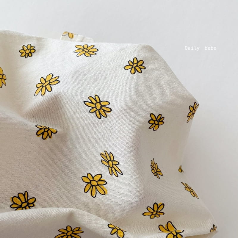 DAILY BEBE - Korean Children Fashion - #Kfashion4kids - Small Flower Tee - 8