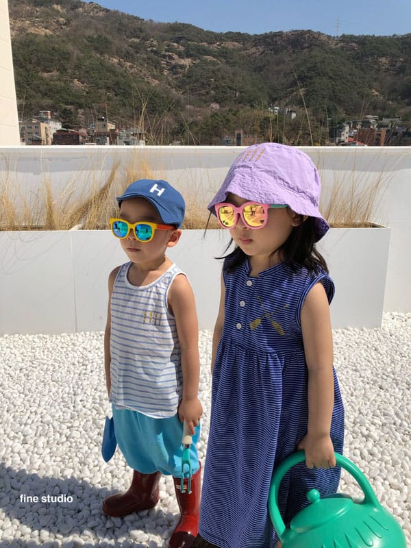 FINE STUDIO - Korean Children Fashion - #Kfashion4kids - Small Stripes One-piece - 6